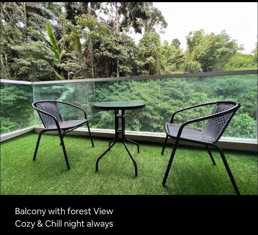 Lily Homes Tanah Rata Luaran gambar