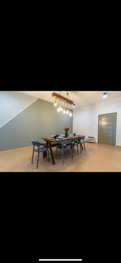 Lily Homes Tanah Rata Luaran gambar