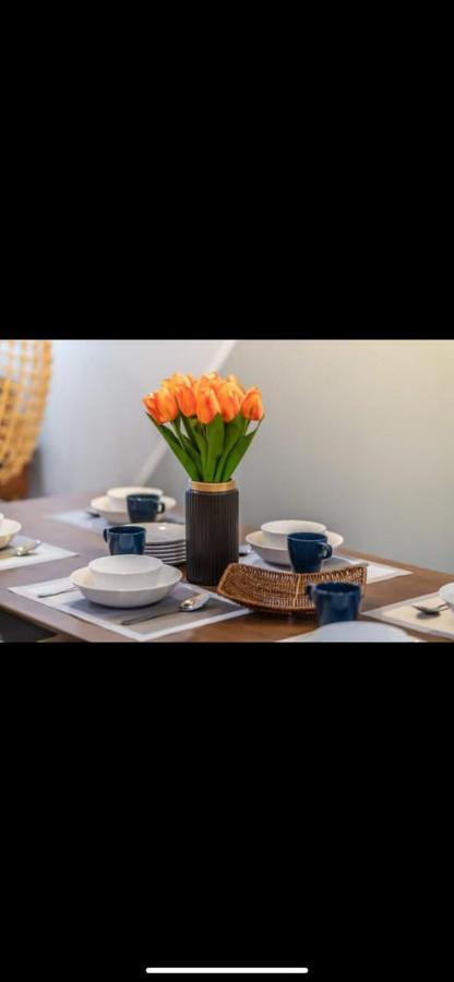 Lily Homes Tanah Rata Luaran gambar