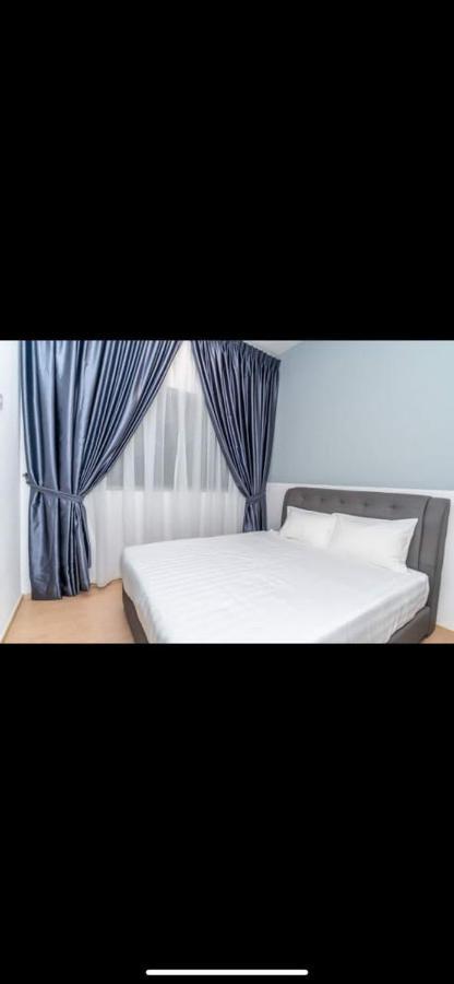 Lily Homes Tanah Rata Luaran gambar